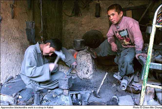 cc afghan 013 - Pictures Of Afghan Orphans/Workers