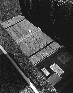 Robert Capa's Coffin - Photo by Dirck Halstead