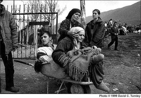 Kosovo refugees photograph by David Turnley